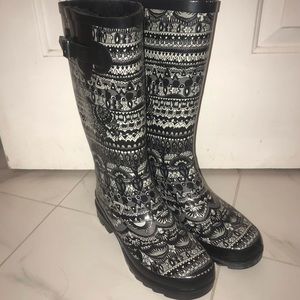 Sakroots Rain Boots (size 6)